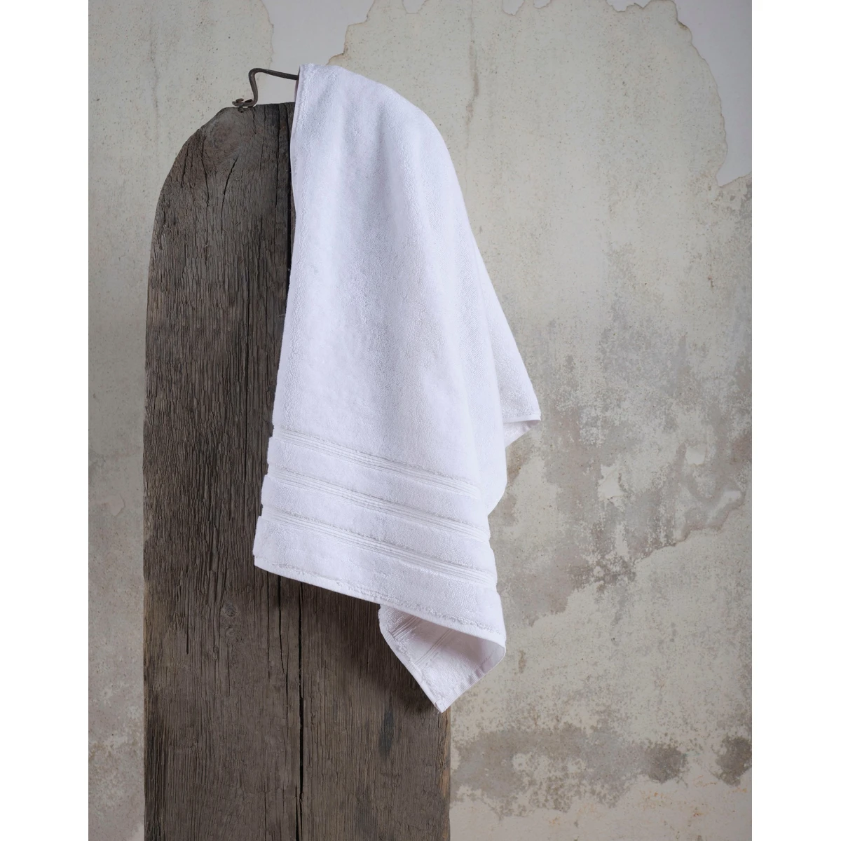 Manamo Lexa Face Towel Luxury Cotton White  50x85 cm