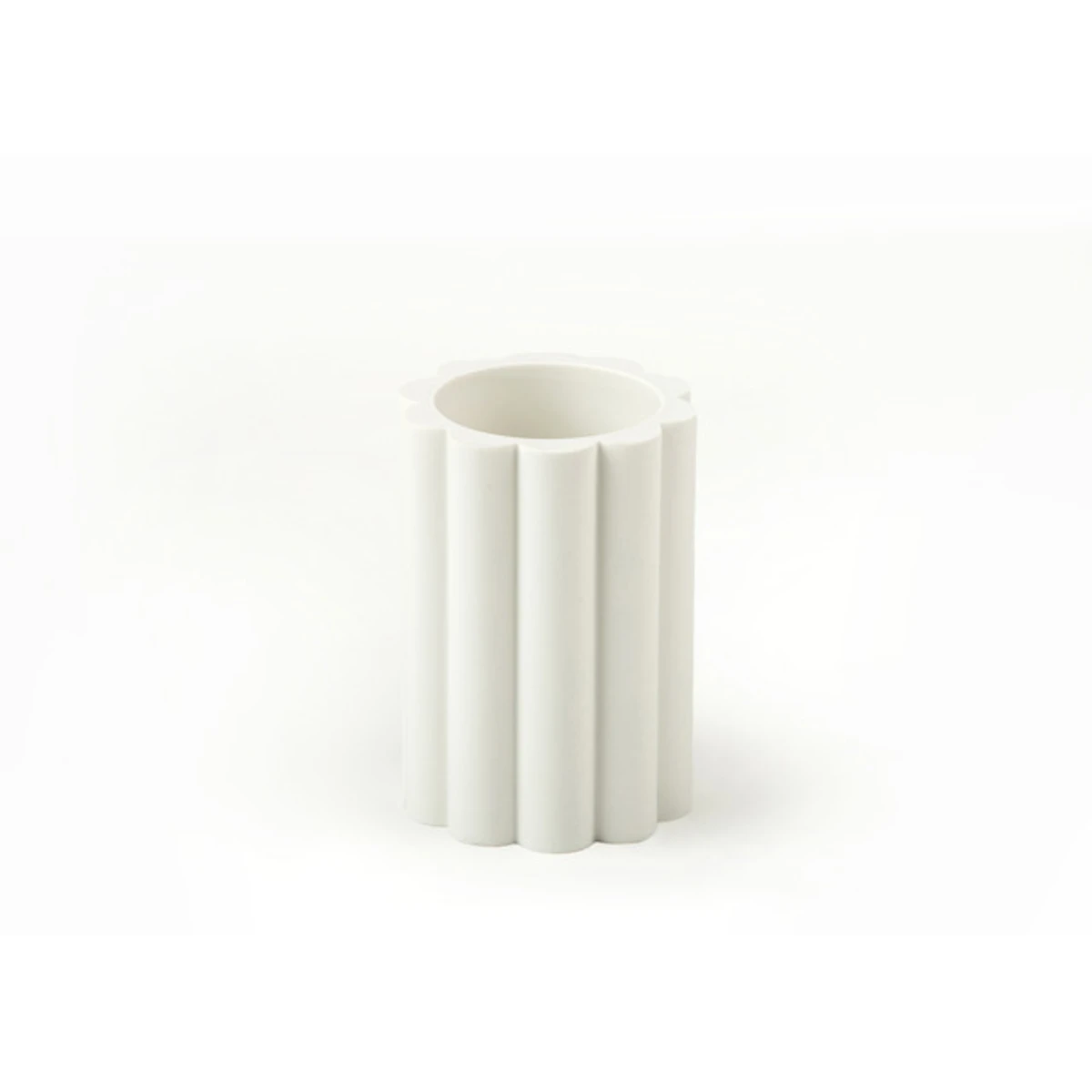 Manamo Tria Toothpaste Dispenser Polyresin Ecru  7.5x7.5x11 cm