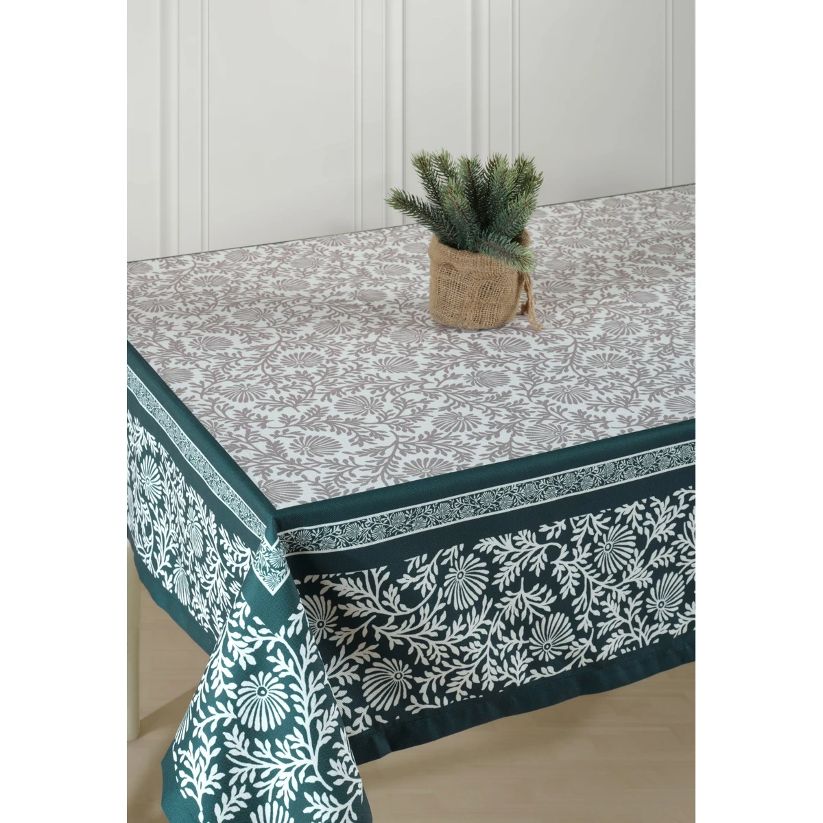 Manamo Lena Table Cloth Digital Print Polyester  140x250 cm