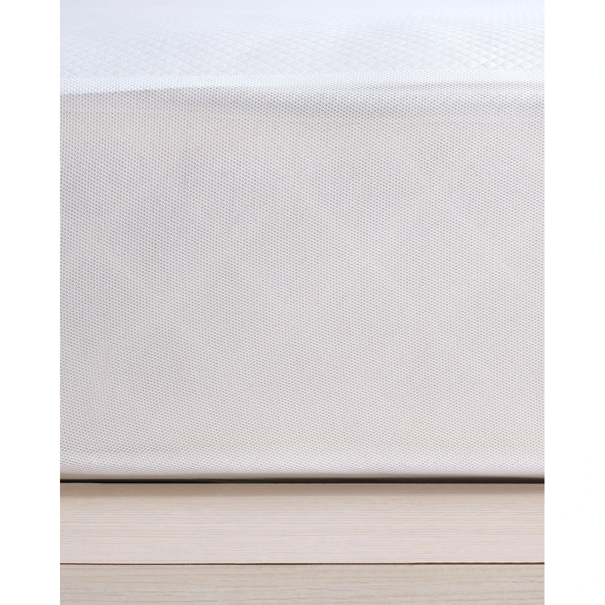 Manamo Diamond Waterproof Mattress Protector 100x200 