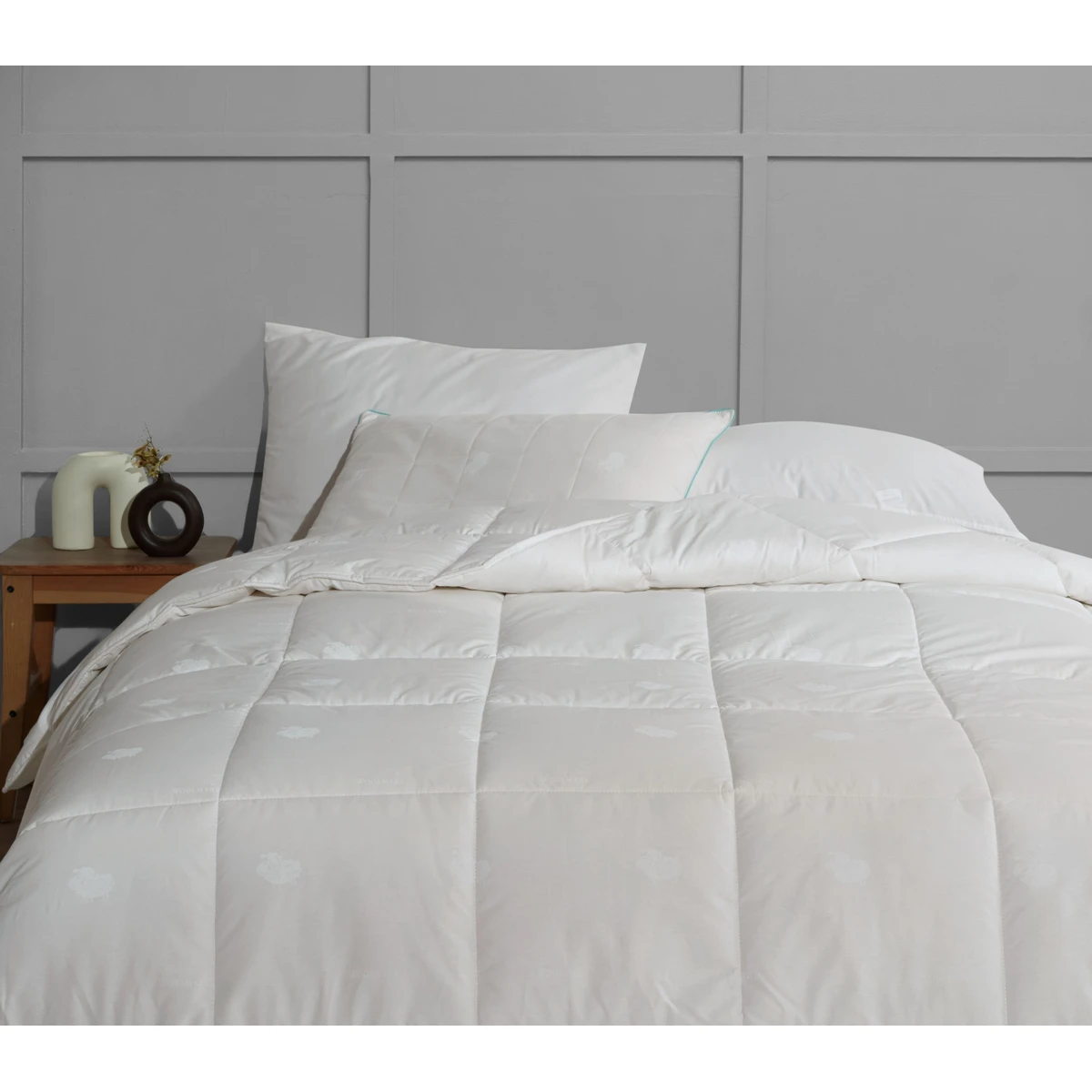 Manamo Wool Quilt Double Size 195x215 